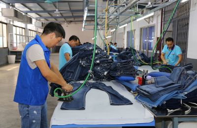 開平百企風采 | 紅日制衣 加快轉型升級 實現持續增長